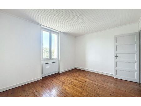 location appartement  60 m² t-3 à valence  775 €