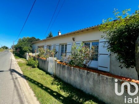 vente maison de campagne 4 pièces de 103 m² à meursac (17120)