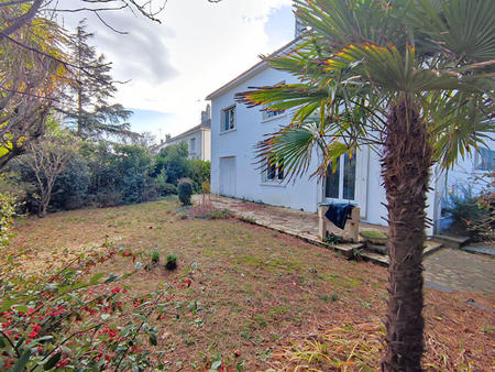 vente maison à saint-herblain (44800) : à vendre / 232m² saint-herblain