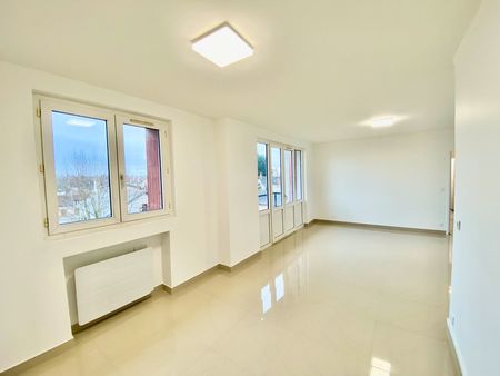 appartement de 70 m² rénové de 3 chambres - place de la gare  cosne (58)