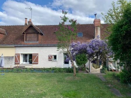 longère restaurée dans un hameau proche loches