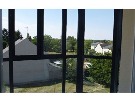 location appartement  m² t-2 à la chapelle-saint-mesmin  588 €