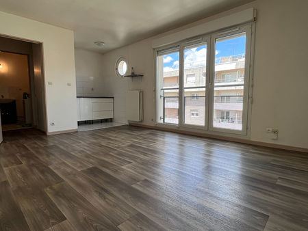 vente appartement 1 pièce  27.92m²  torcy