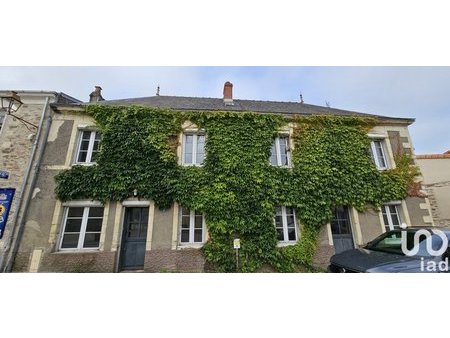 vente maison traditionnelle 9 pièces de 275 m² à saint