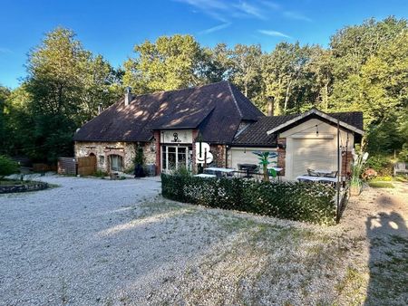 vente d'une auberge (345 m²) à boissieres avec gérance