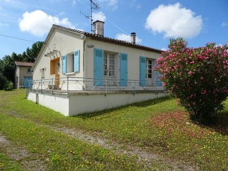 vente maison à saint-yrieix-sur-charente (16710) : à vendre / 57m² saint-yrieix-sur-charen