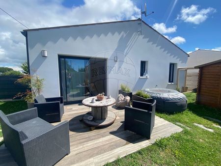 vente maison 4 pièces 76m2 étaules 17750 - 279000 € - surface privée