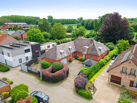 huis te koop in zemst met 4 slaapkamers