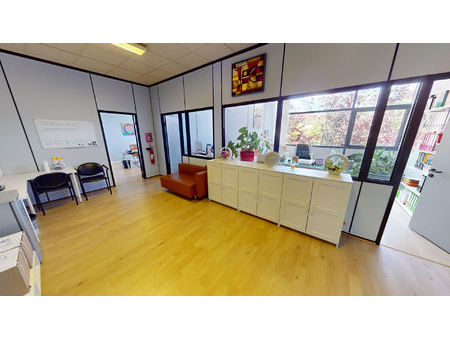 location bureaux  71.87m²  lognes