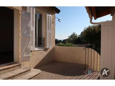 location appartement 4 pièces 65 m² mougins (06250)