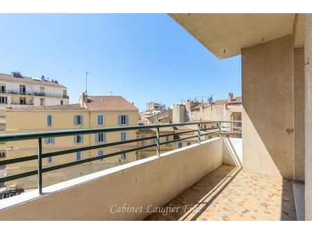 appartement 4 pièces 104 m²