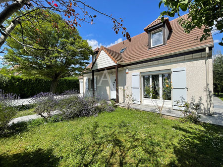 maison individuelle chevry cossigny - 6 pièces - sur 965 m² de terrain