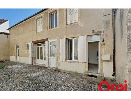 maison saint-amand-montrond m² t-4 à vendre  69 300 €