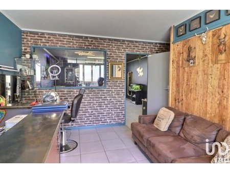 vente local d'activités de 48 m² à aubagne (13400)