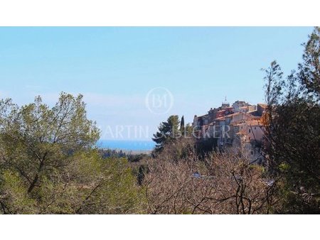 biot - a pied du village / vue mer