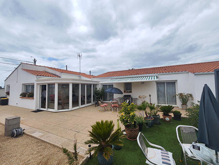 vente maison à l'aiguillon-sur-mer (85460) : à vendre / 127m² l'aiguillon-sur-mer