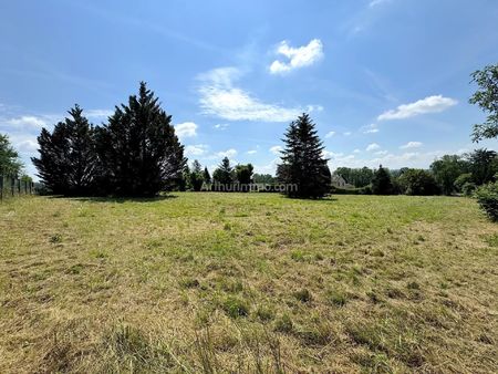 vente terrain 724 m2 à soleymieu