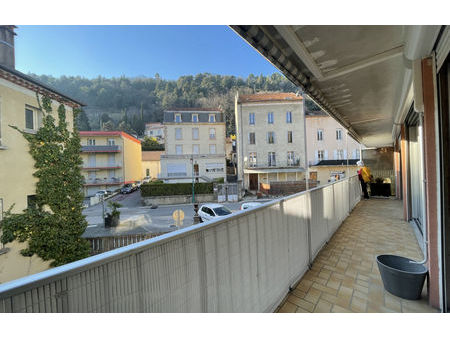 location appartement 2 pièces 51 m² vals-les-bains (07600)