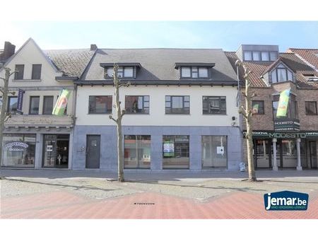 aandelenoverdracht: handelspand met appartement