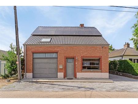 knappe woning op een prachtige locatie!