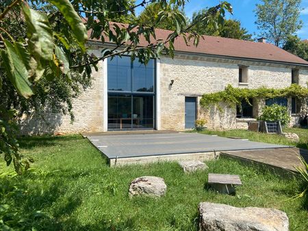 maison en pierre - ancienne grange rénovée