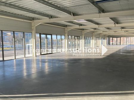 location de local commercial de 240 m² à colomiers - 31770