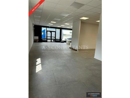 location de local commercial de 300 m² à chambéry - 73000