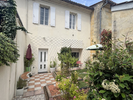 maison en pierre aux portes de bordeaux