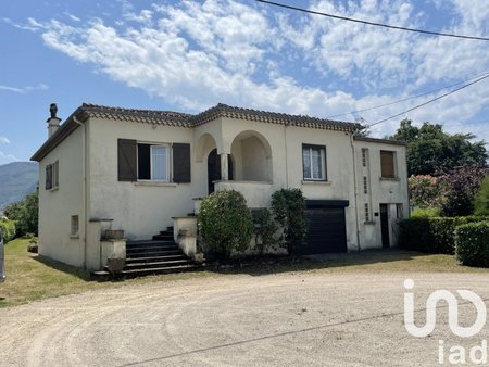 vente maison traditionnelle 9 pièces de 241 m² à aussillon (81200)