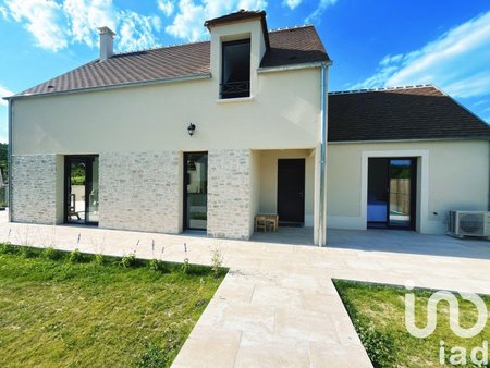 vente maison traditionnelle 5 pièces de 104 m² à bourron