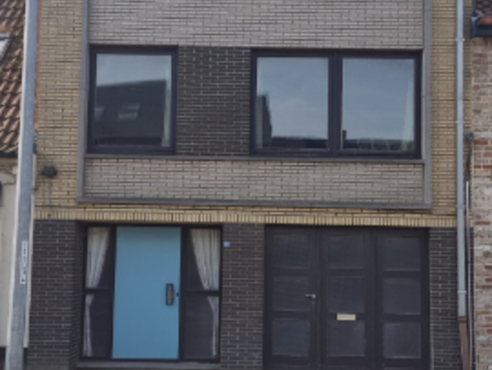 appartement te koop in zeveneken met 3 slaapkamers