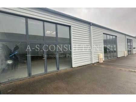 location commerce 1857 m² oyonnax (01100)