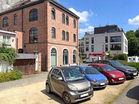 lumineux appartement à quelques pas du bois de la cambre