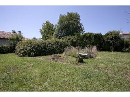 vente terrain 653 m²