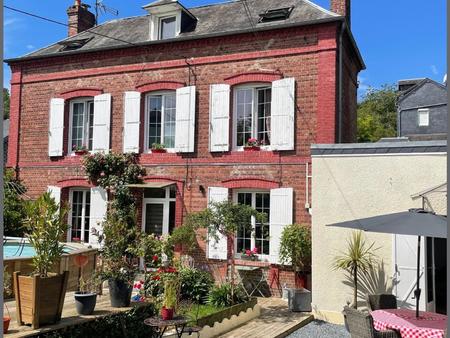 a lisieux maison 4 chambres avec agreable jardin