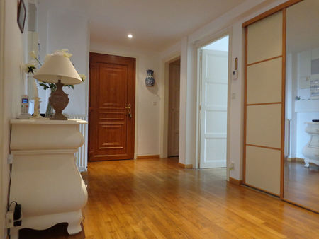 appartement 5 pièces - 138m²