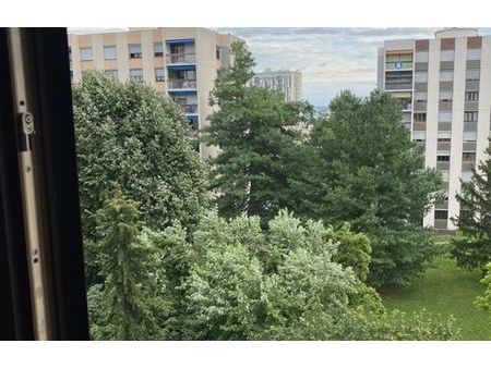 vente appartement 4 pièces 72 m² saint-genis-laval (69230)