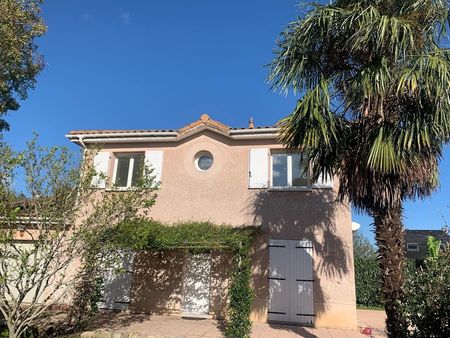 vend maison individuelle  117m2 t4 à 20km est de lyon