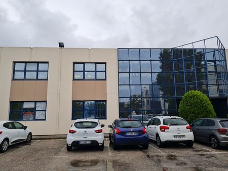 bureaux 74 m² la garde