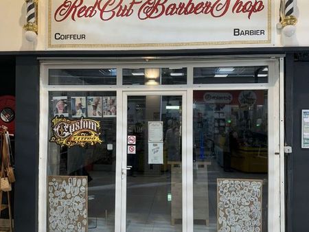 cède droit au bail +matériel salon de coiffure