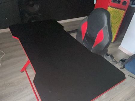 bureau gaming + chaise