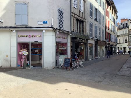 local commercial 56 m² aurillac