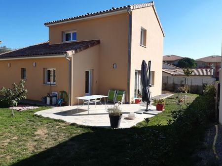 villa de 2018 120m2 sur les hauteurs de millau