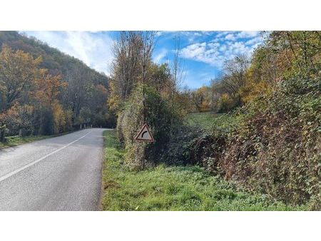 1 4 hectares pre et bois nc et 1 ruine cadasree à marcillac vallon 12330 aveyron