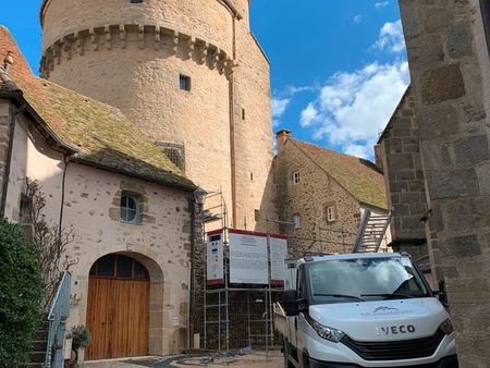 maison de ville à réhabiliter au pied de la motte-forte