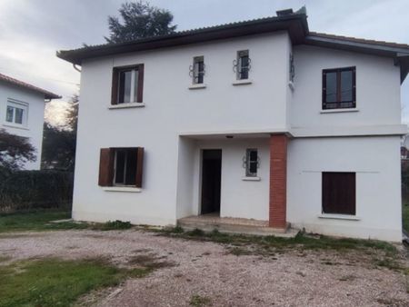 maison familiale de 4 chambres à saint girons