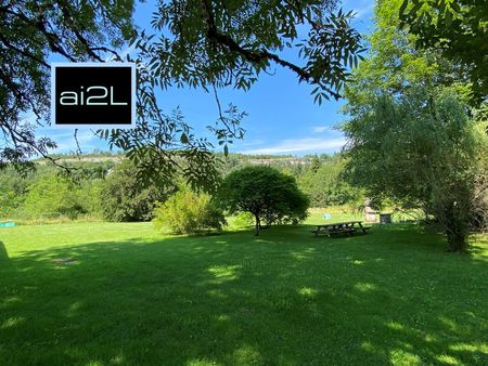 appartement dans un cadre verdure