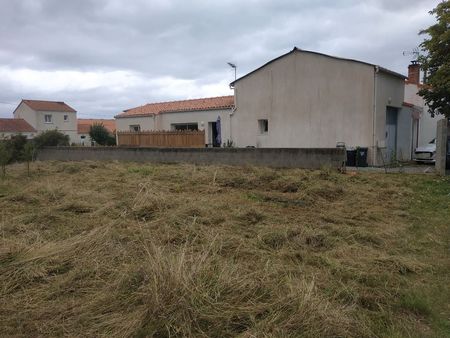 terrain constructible 386m2 vallet 70 000