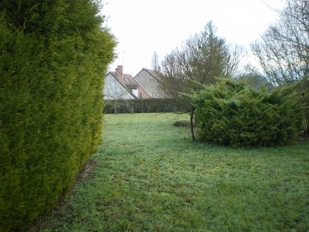 terrain constructible de 1100 m2