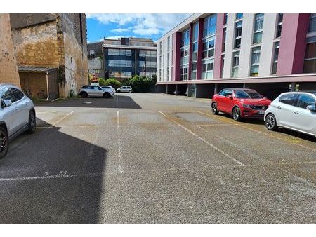 parking/box 12 m² bordeaux